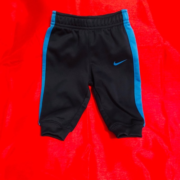 Nike Dri-Fit 2pcs track suit - Picture 4 of 5
